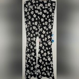 Flare legging w/flower print